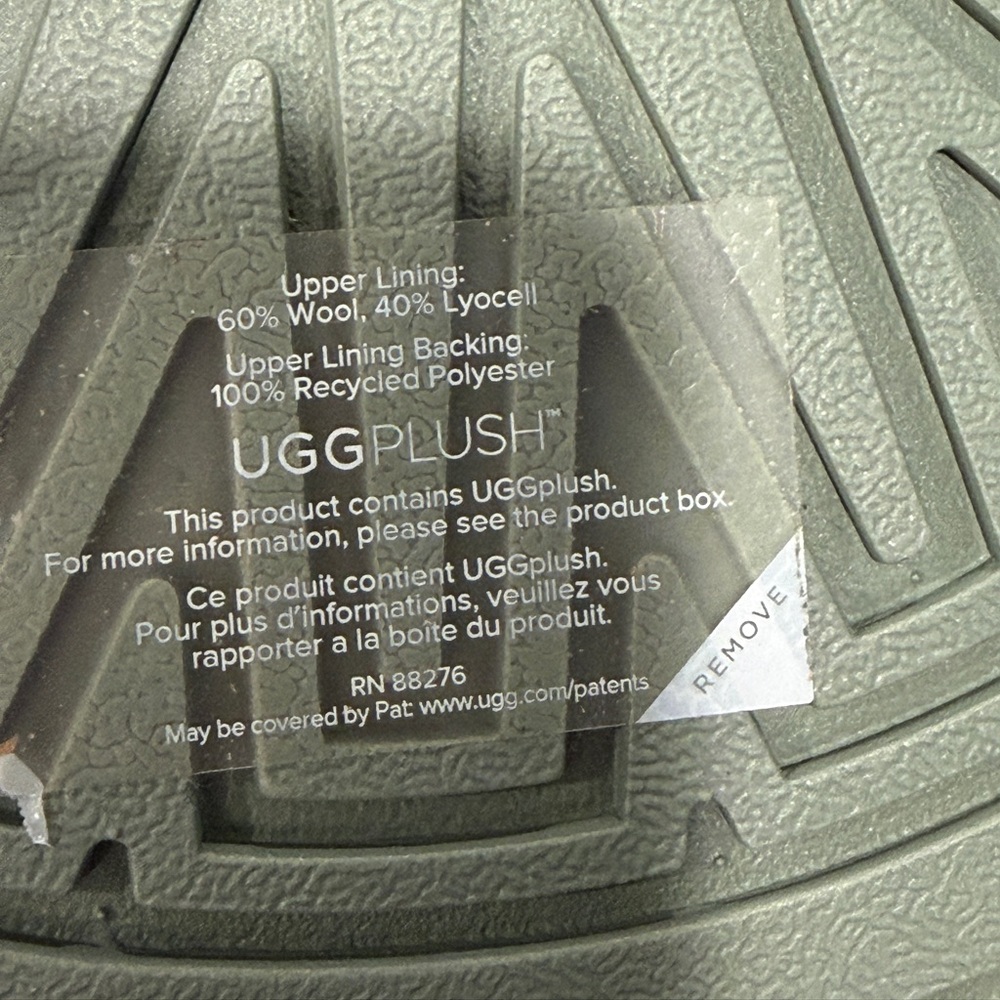 New! UGGS! - Picture 11 of 16